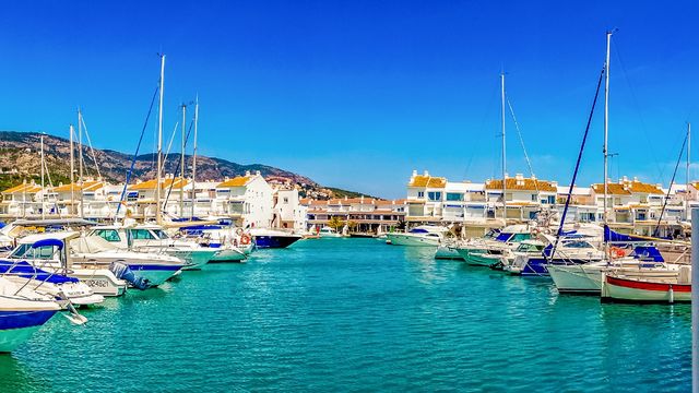 apartamento puerto vista desde el puerto deportivo